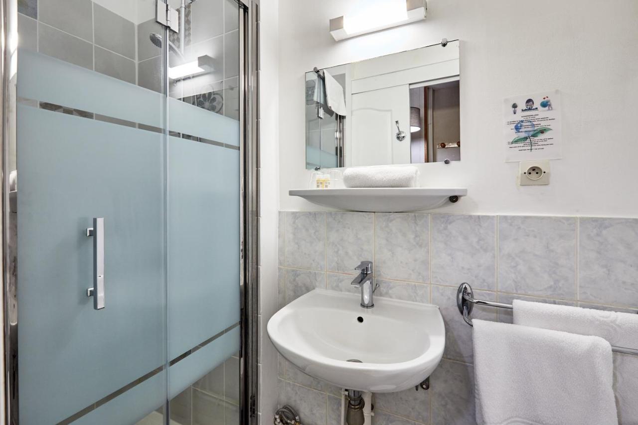 Hotel Saint Etienne ก็อง ภายนอก รูปภาพ
